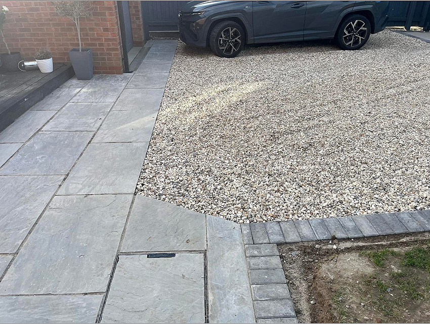 										
 Look no further than our company when you need your property’s property’s groundwork and driveway solutions.. Plus, for convenience, we offer a call-out service, so you can be confident that our expert roofers are on-hand to help in an emergency. 